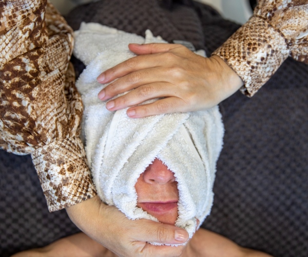 Dermaplanning Facial